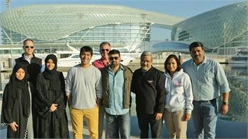 Loading content, please wait...