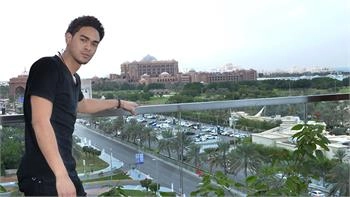 Loading content, please wait...