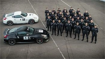 Loading content, please wait...