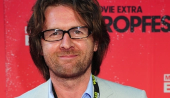 Loading content, please wait...