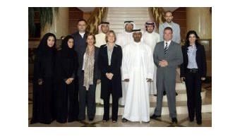 Loading content, please wait...