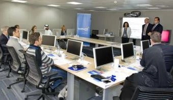 Loading content, please wait...