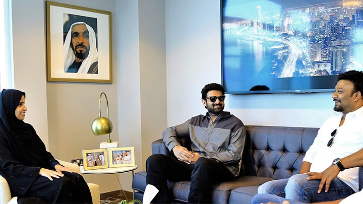 Loading content, please wait...