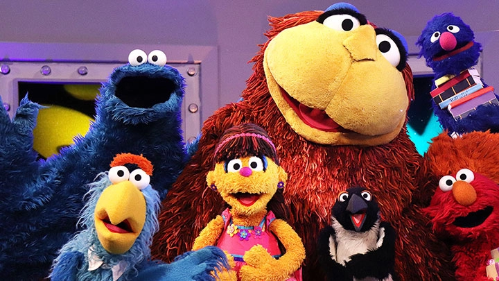 Loading content, please wait...