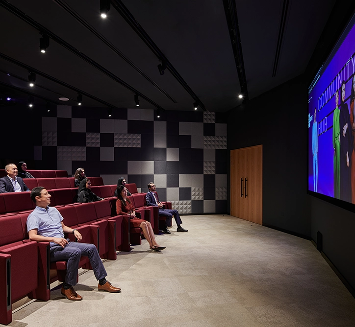 Loading content, please wait...