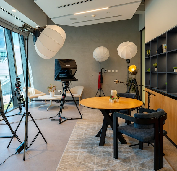 Loading content, please wait...