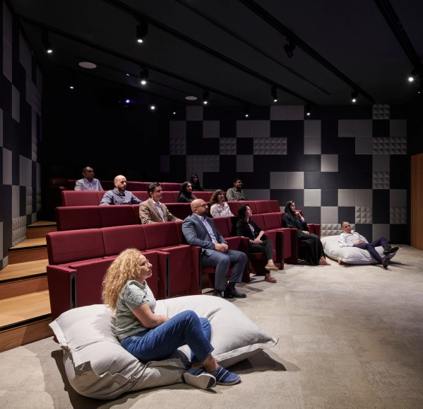 Loading content, please wait...