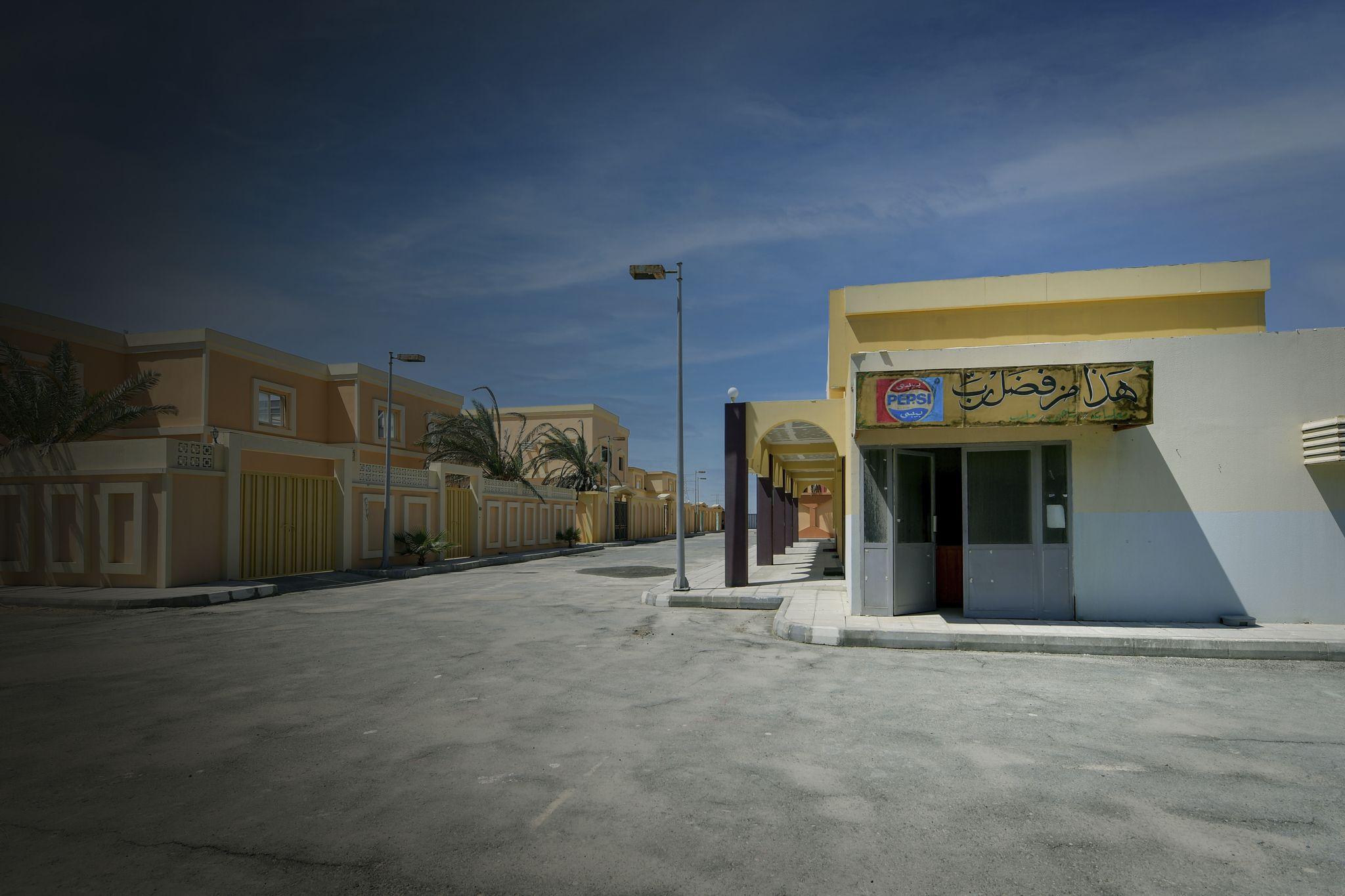 Loading content, please wait...