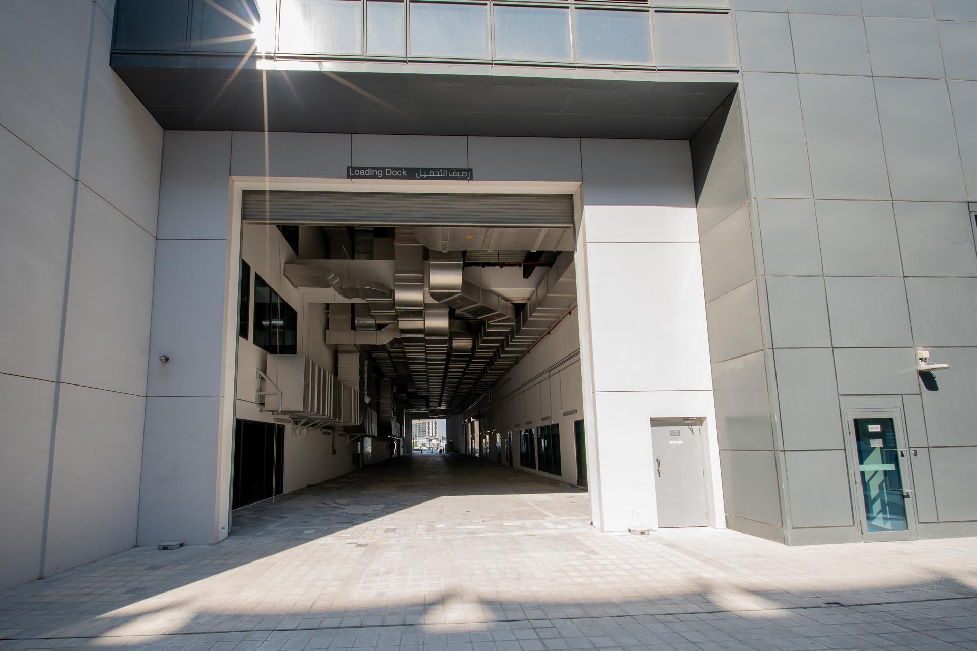 Loading content, please wait...