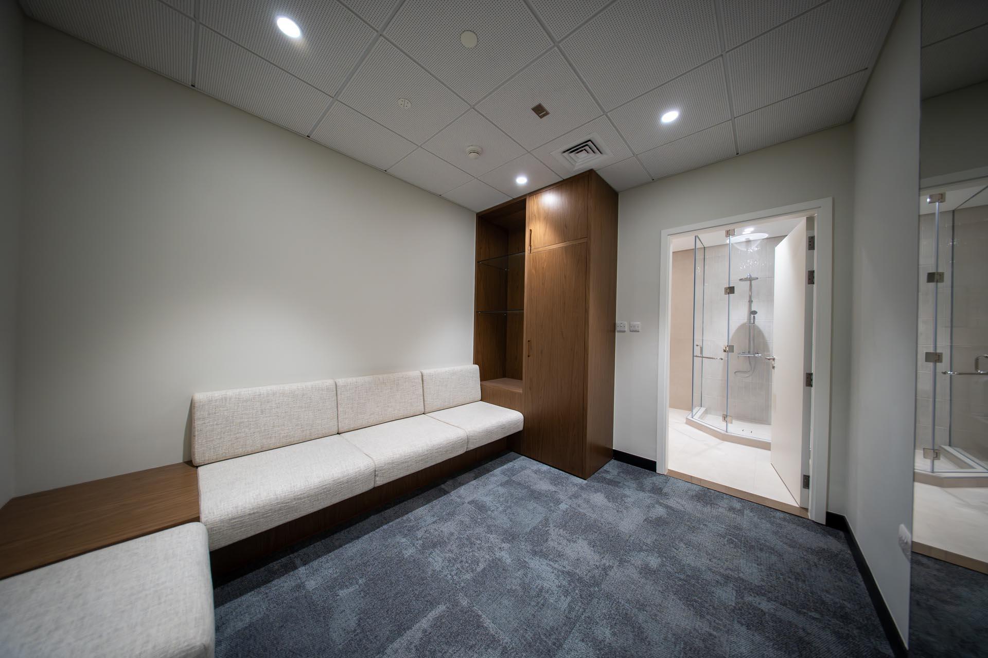 Loading content, please wait...