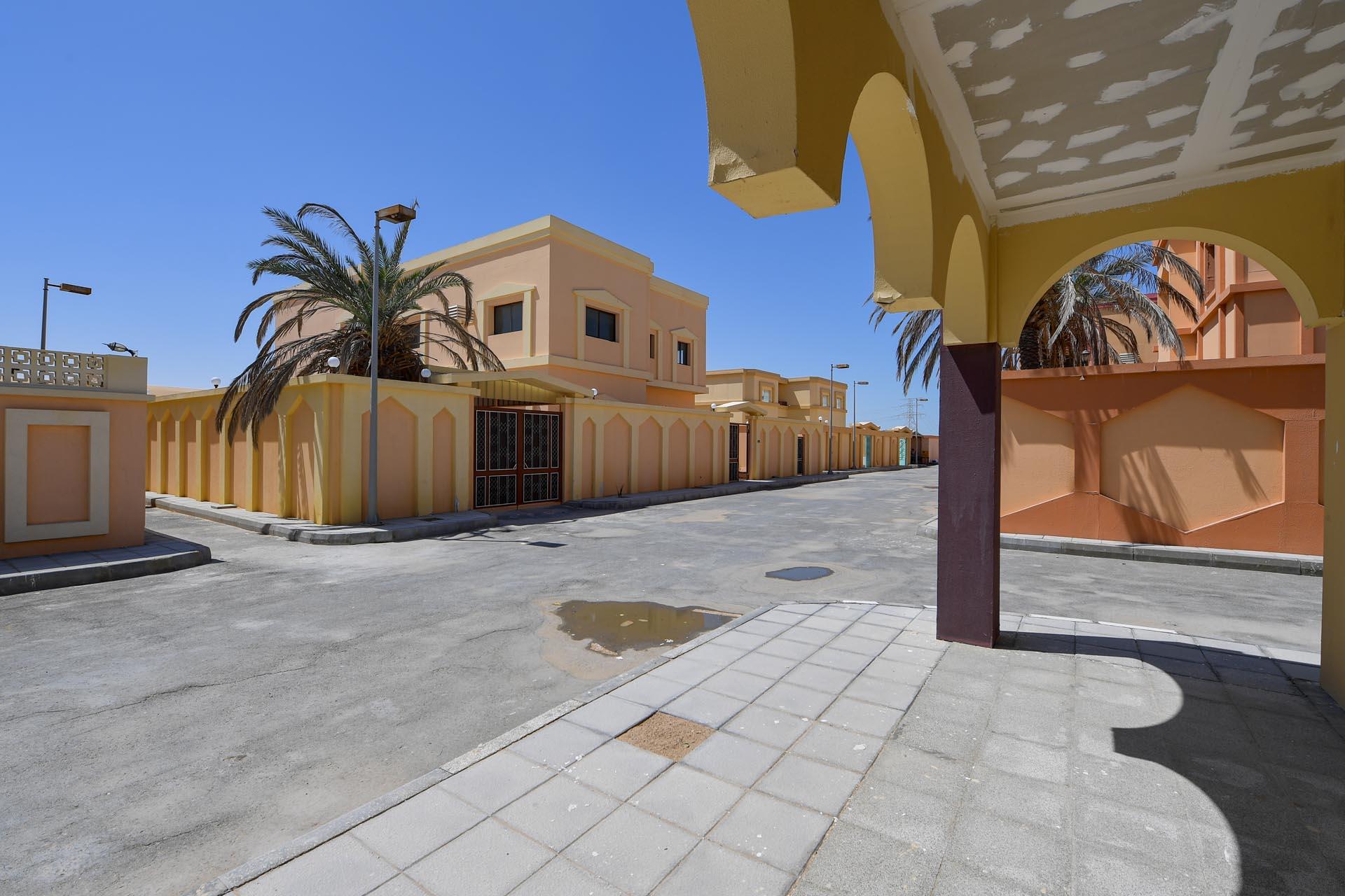 Loading content, please wait...