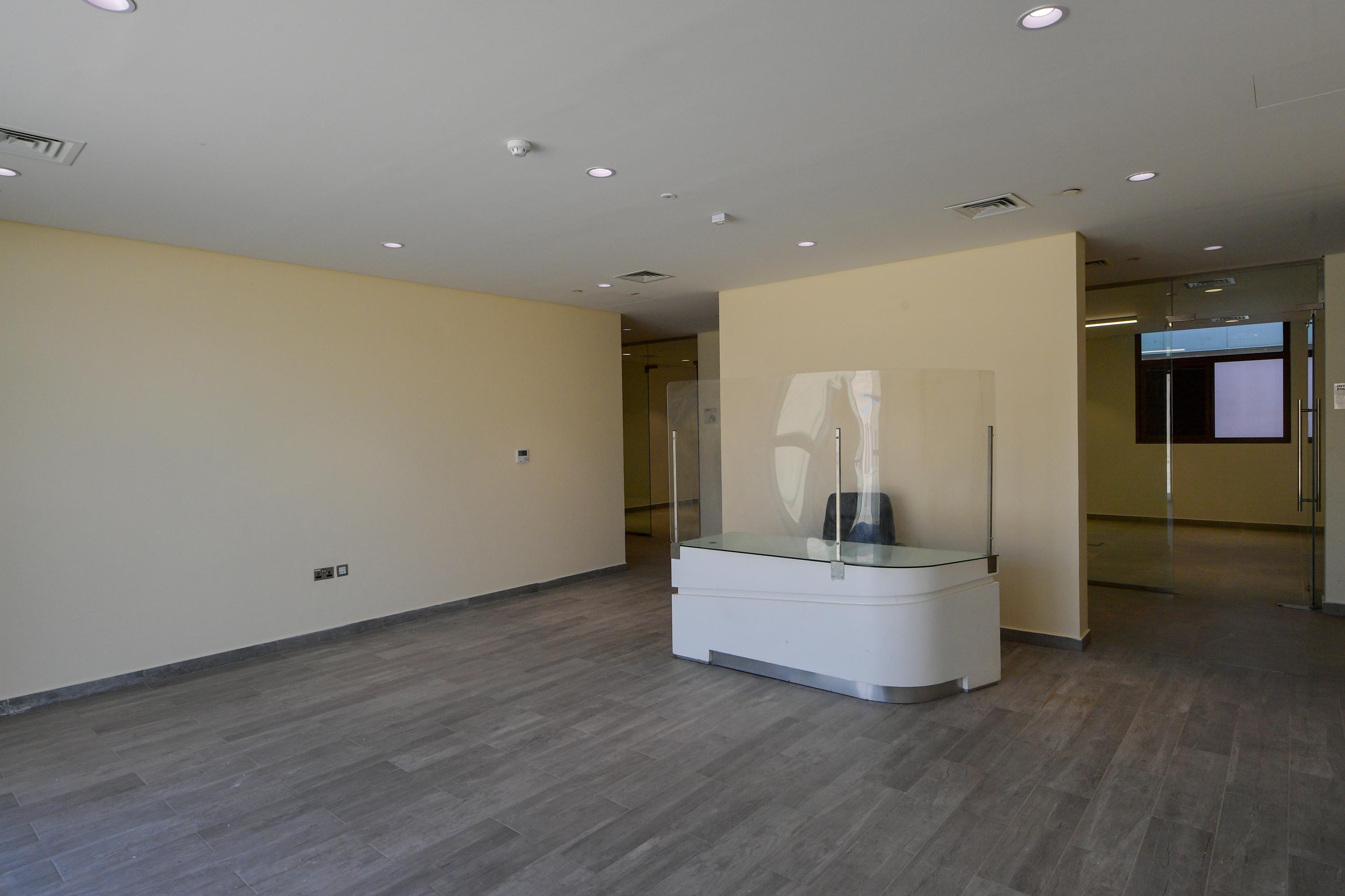 Loading content, please wait...