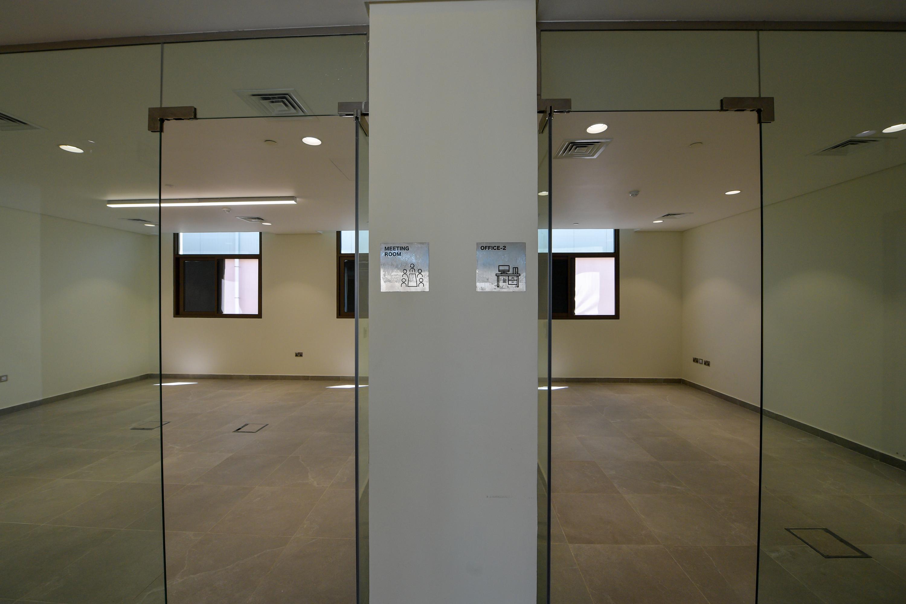 Loading content, please wait...