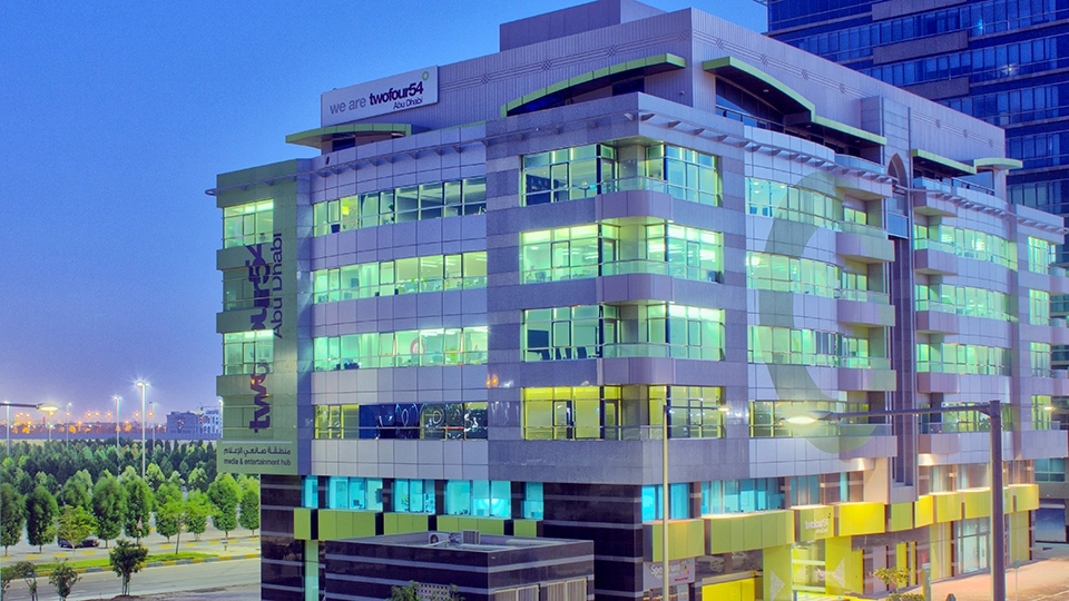 Loading content, please wait...