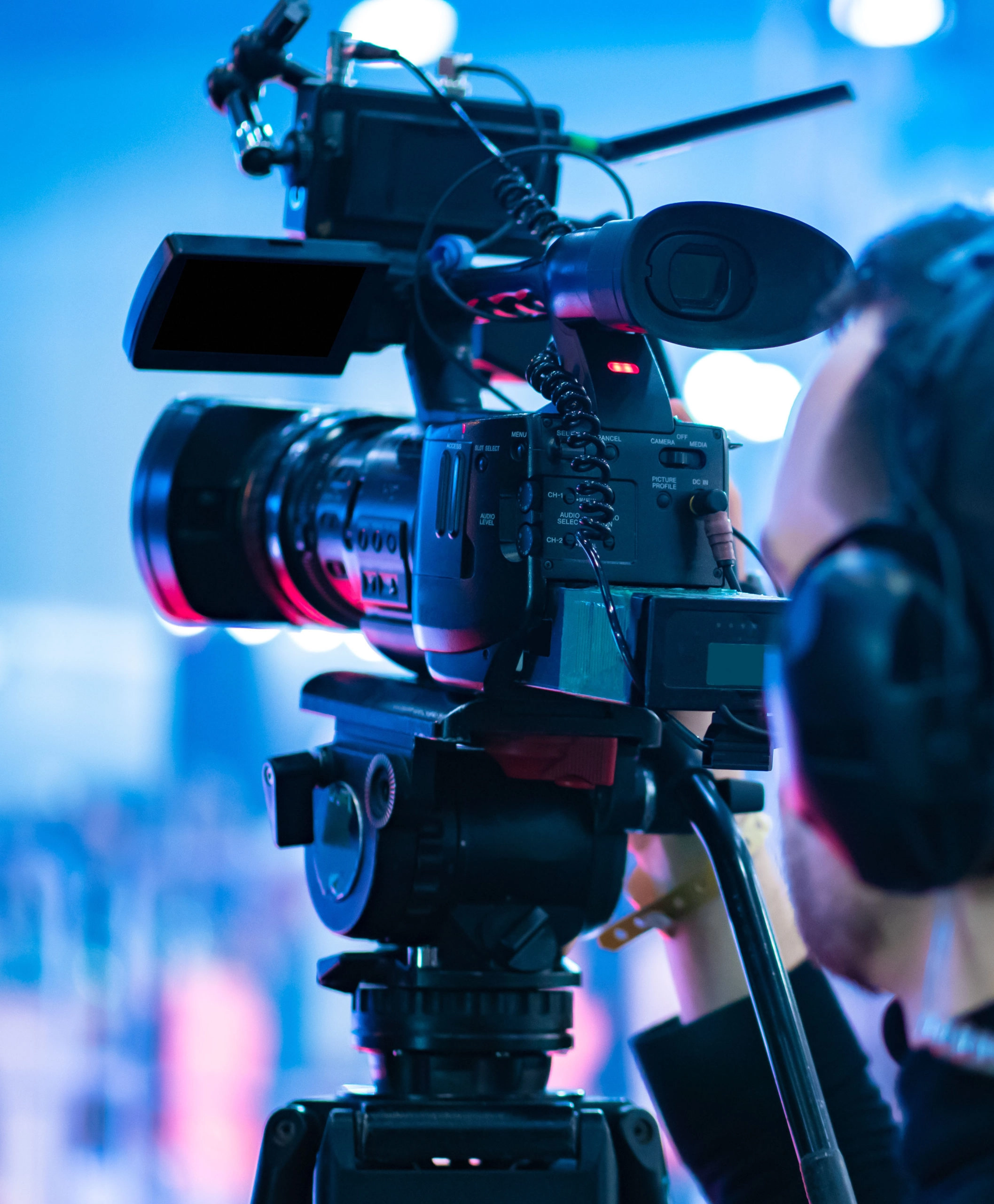 Loading content, please wait...