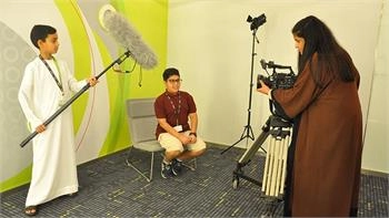 Loading content, please wait...